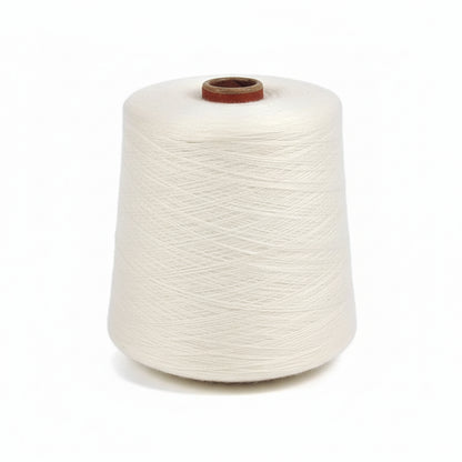 Cône de fil 85 % soie de mûrier, 15 % cachemire, 250 g