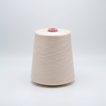 Cône de fil 85 % soie de mûrier, 15 % cachemire, 250 g
