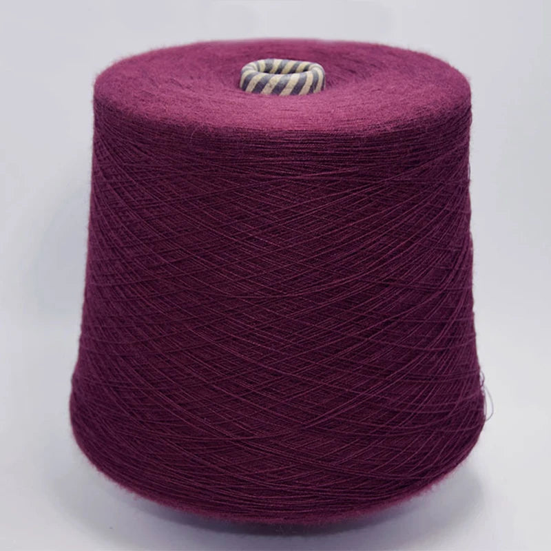 Cône de fil 85 % soie de mûrier, 15 % cachemire, 250 g